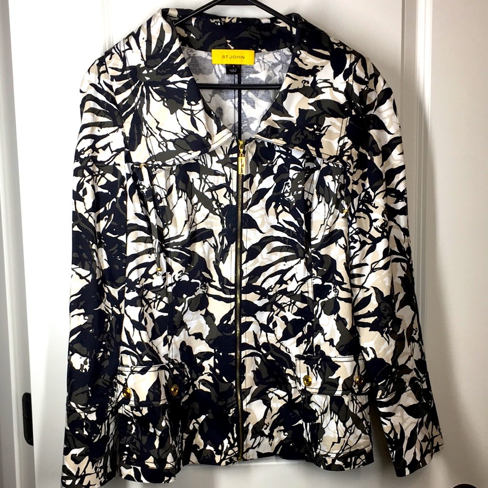 New St. John 8 womens blazer Black tan white gray with 4 metal buttons